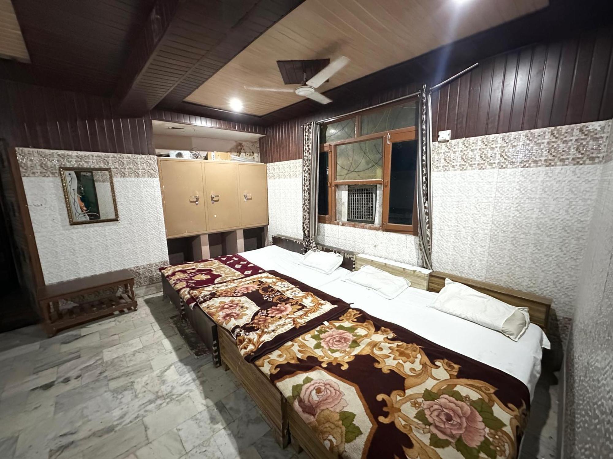 Subhadra Guest House 마투라 외부 사진