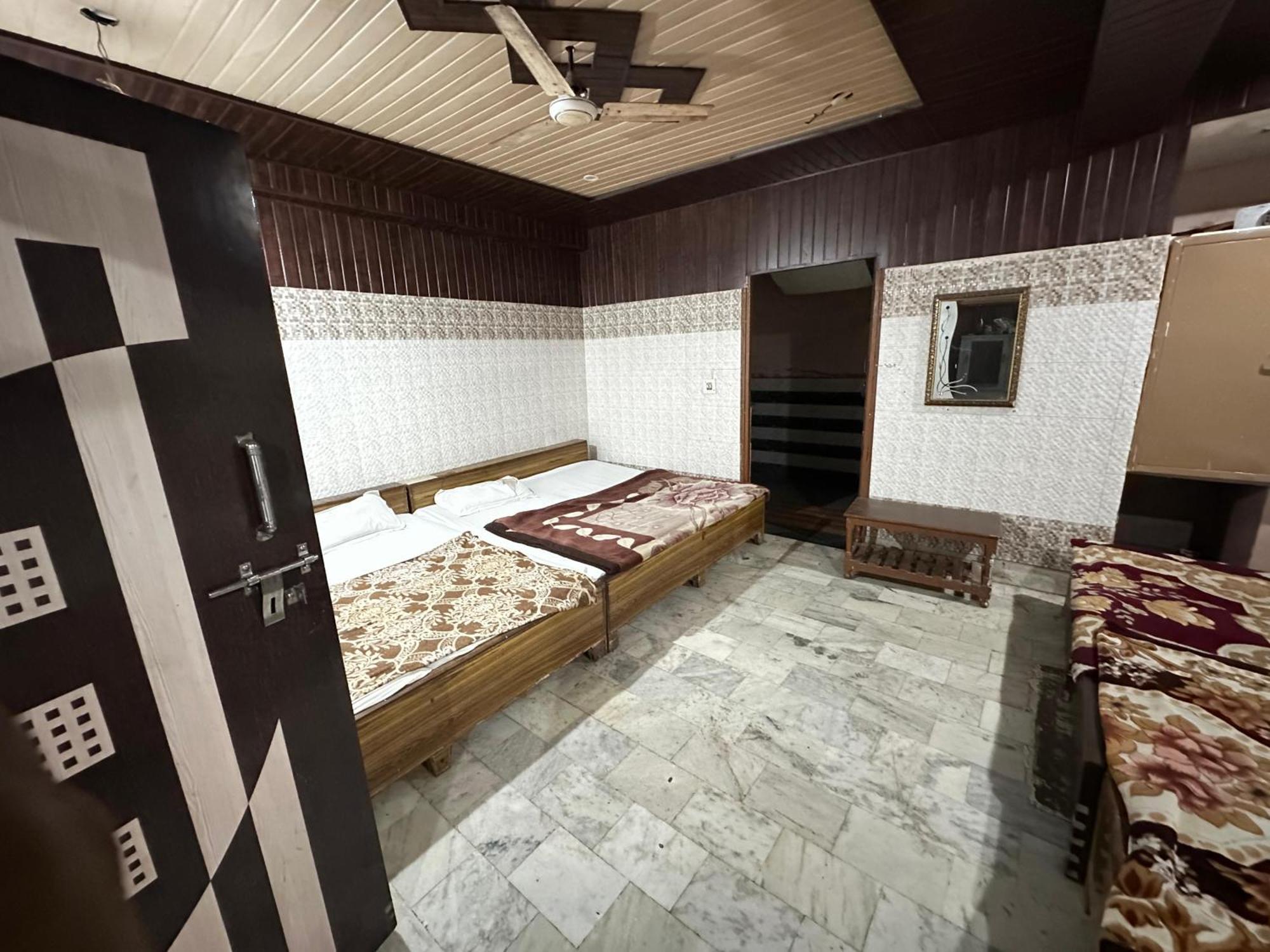 Subhadra Guest House 마투라 외부 사진